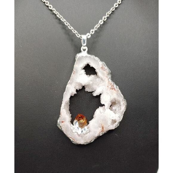 Handmade Geode Necklace w/ Citrine Crystal – Quartz Slice Pendant 18" Chain NEW - Picture 1 of 3